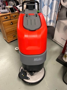 Hako B 30  Scrubmaster yhdistelmäkone 