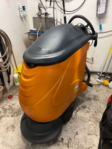 2. Taski SW 755 B Power yhdistelmäkone