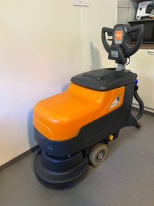 Taski SW 455 B yhdistelmäkone