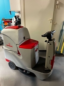 1. Comac Innova B55 istuinohjattava yhdistelmäkone